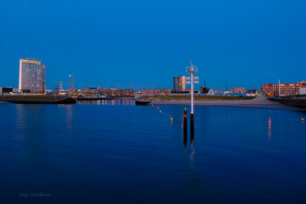©Joop Peerboom Scheveningen harbour